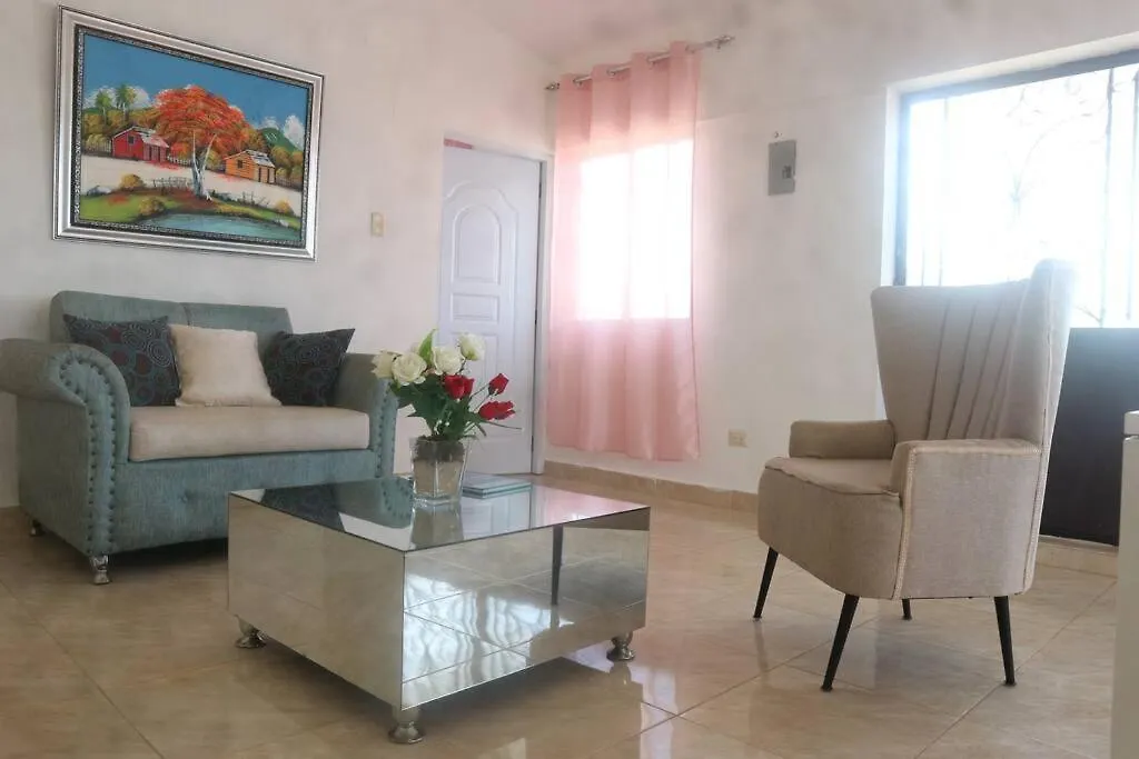 Encantador Apartamento Con Agua Caliente サントドミンゴ アパート